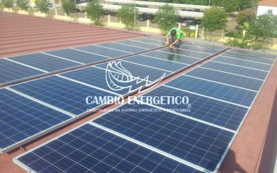 Paneles solares en un autoconsumo de Badajoz