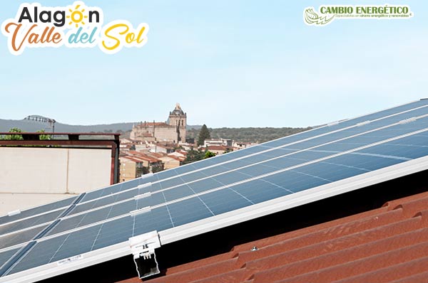 instalacion-paneles-solares-coria-2