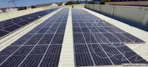 instalación de autoconsumo fotovoltaico en supermercado de Madrid