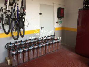 Baterías solares Opzs