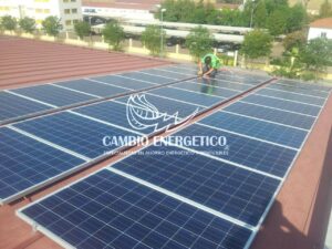 Paneles solares en un autoconsumo de Badajoz