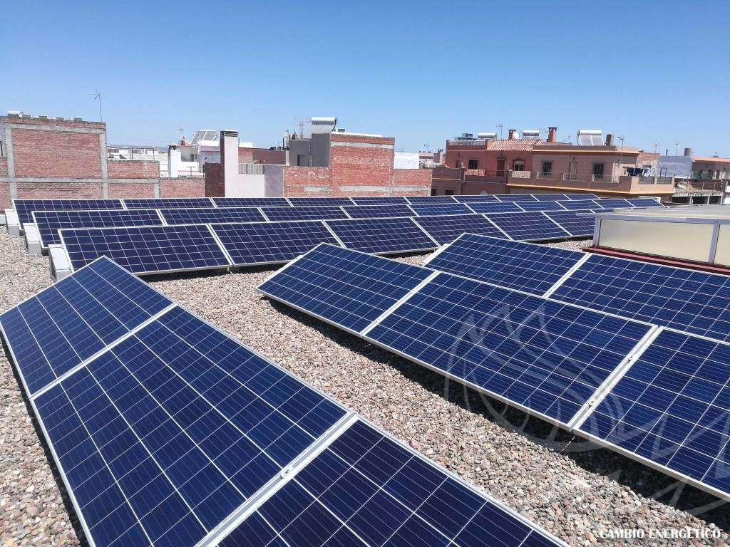 Placas solares en residencia de ancianos de Sevilla