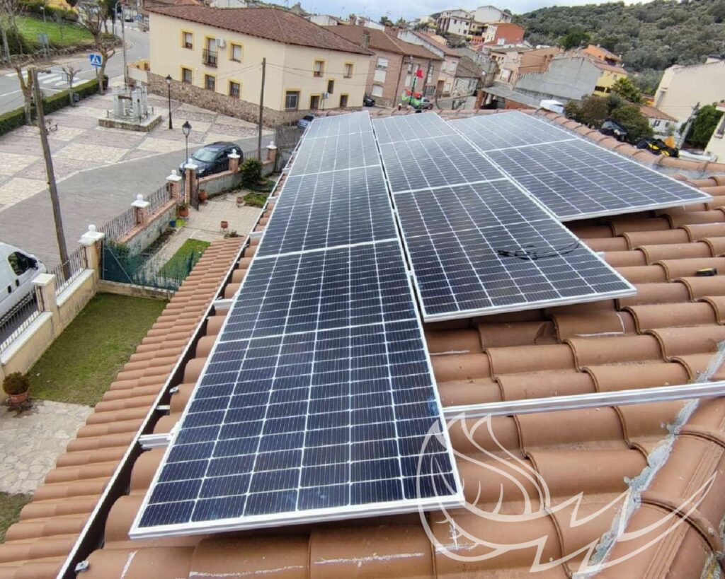 INSTALACIIÓN AUTOCONSUMO EN PUEBLO DE TOLEDO