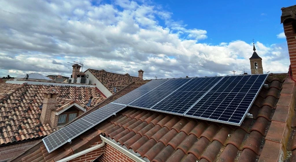 Instalación de placas solares para uso residencial