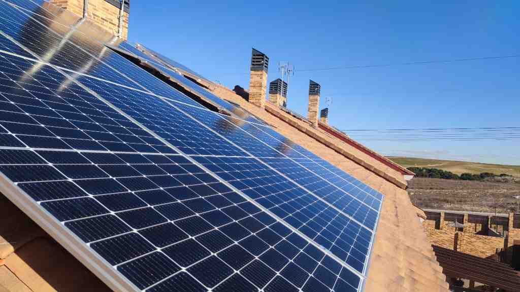 En España hay suficientes horas de sol para que merezca la pena instalar placas solares