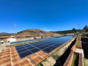 Instalación de placas solares para autoconsumo en una industria química de Huelva