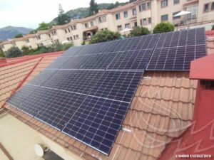 Instalación de autoconsumo en una vivienda de Miraflores de la Sierra, Madrid