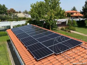Instalación de placas solares en una comunidad de propietarios de Salamanca