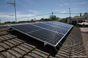 Instalación de autoconsumo fotovoltaico en una vivienda de Coria, Cáceres