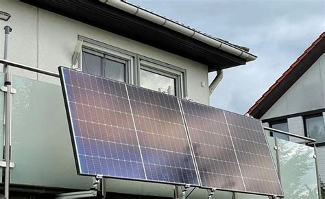 Paneles solares balcón