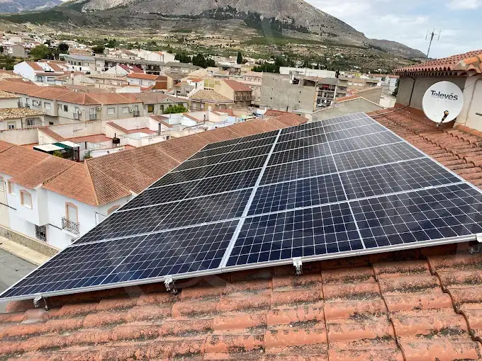 instalación fotovoltaica en Almería