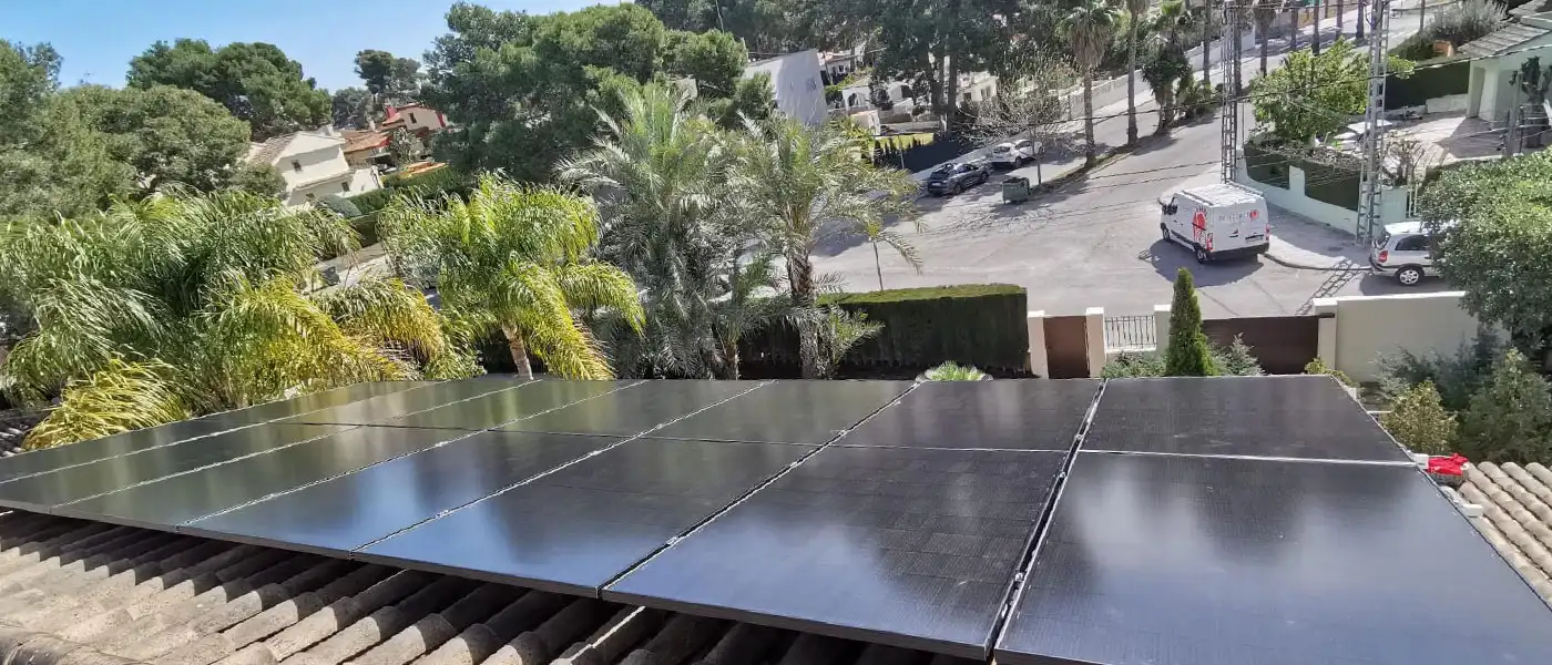 instalación fotovoltaica en vivienda de Alicante