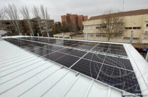 Paneles solares para autoconsumo en una empresa